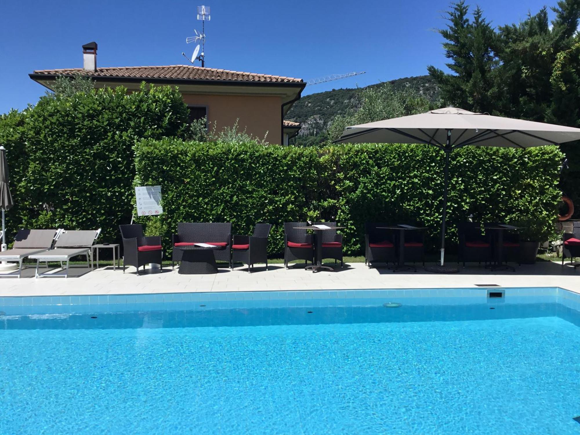 Hotel Villa Ca' Nova ***S Garda  Exteriér fotografie